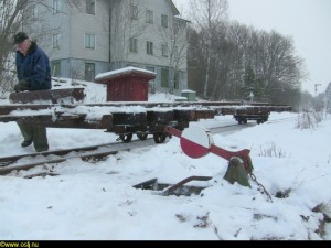 Växeln utrullad på byggspåret